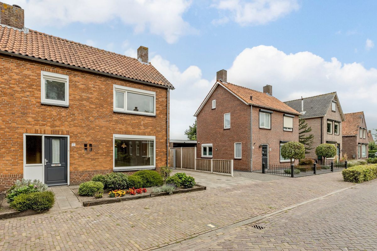 Schoolstraat 17 Photo Blur 29