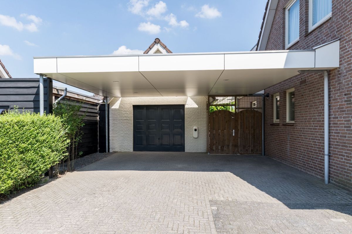 Raadhuisstraat 7 - a Photo Blur 46
