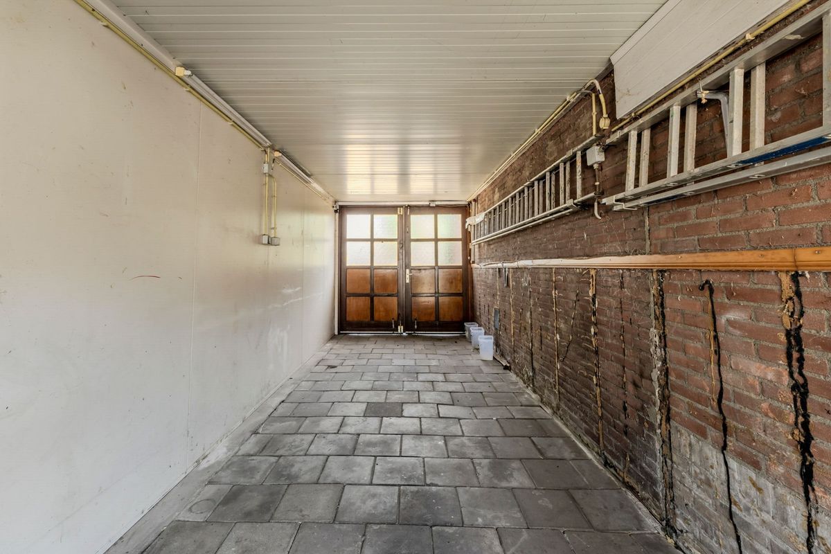 Ruysdaelstraat 18 Photo Blur 16