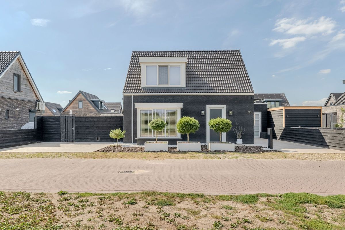 Vier Heultjes 716 Photo Blur 47
