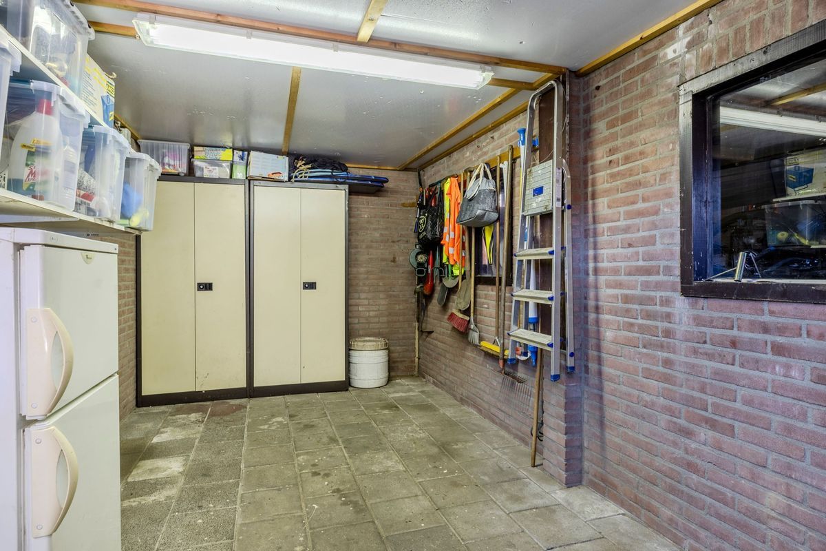 Burgemeester van Poppelstraat 107 Photo Blur 25