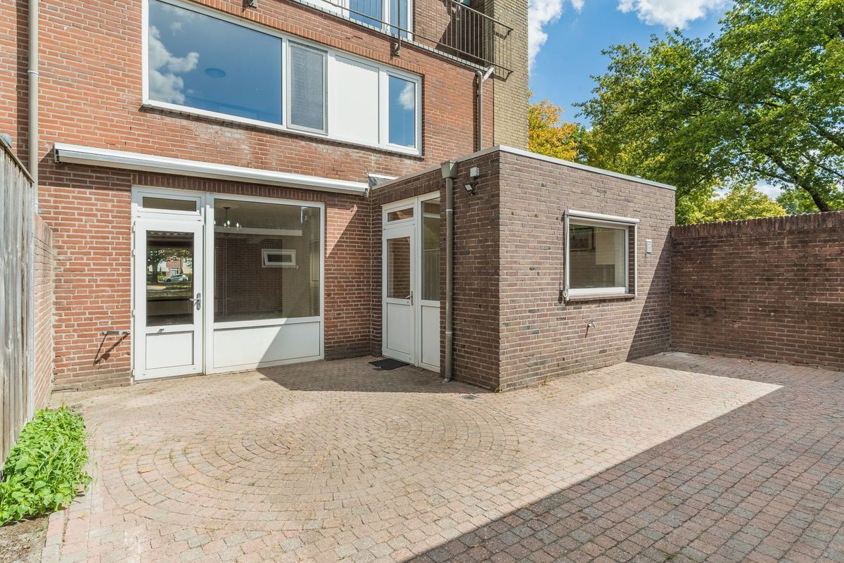 Karmijnstraat 52 Photo Blur 27