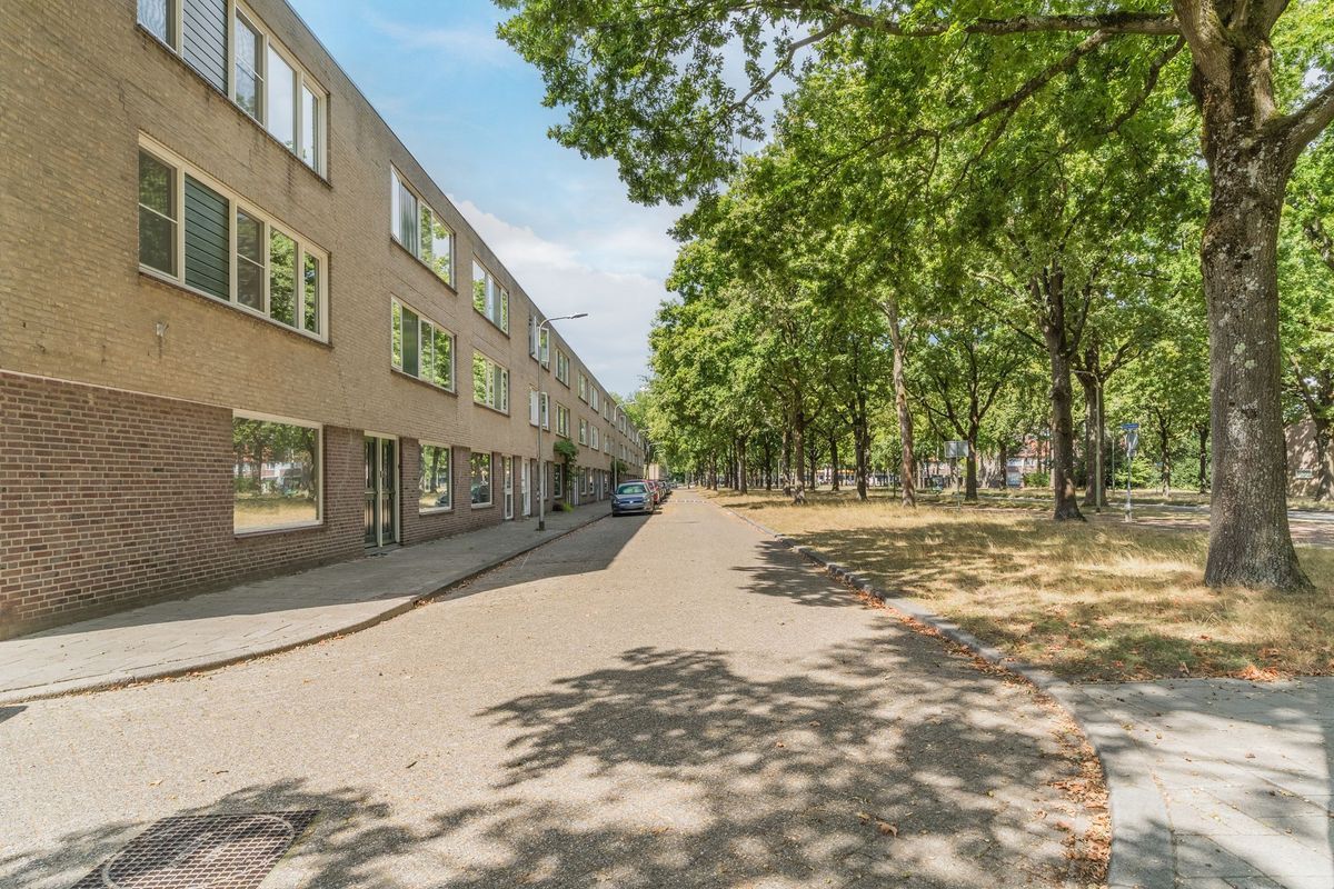 Karmijnstraat 52 Photo Blur 32