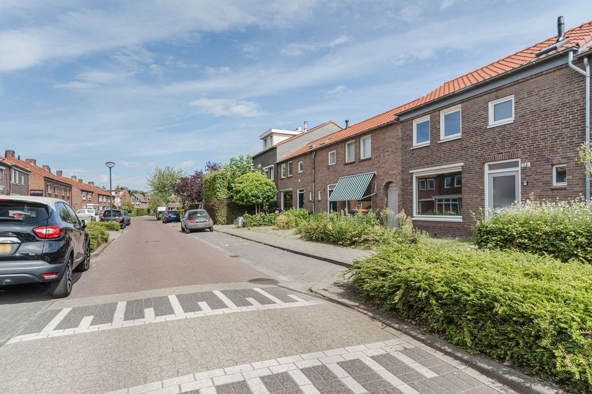 Margrietstraat 18 Photo Blur 22