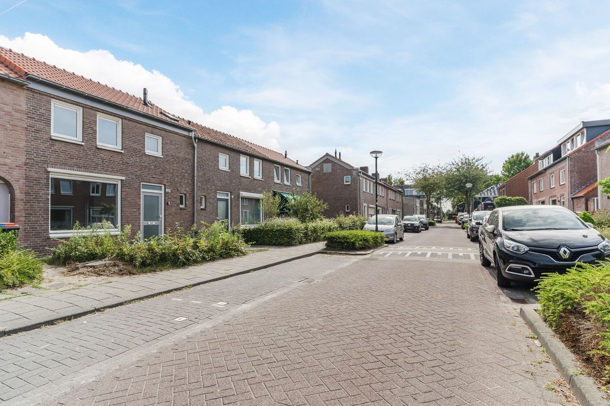 Margrietstraat 18 Photo Blur 24
