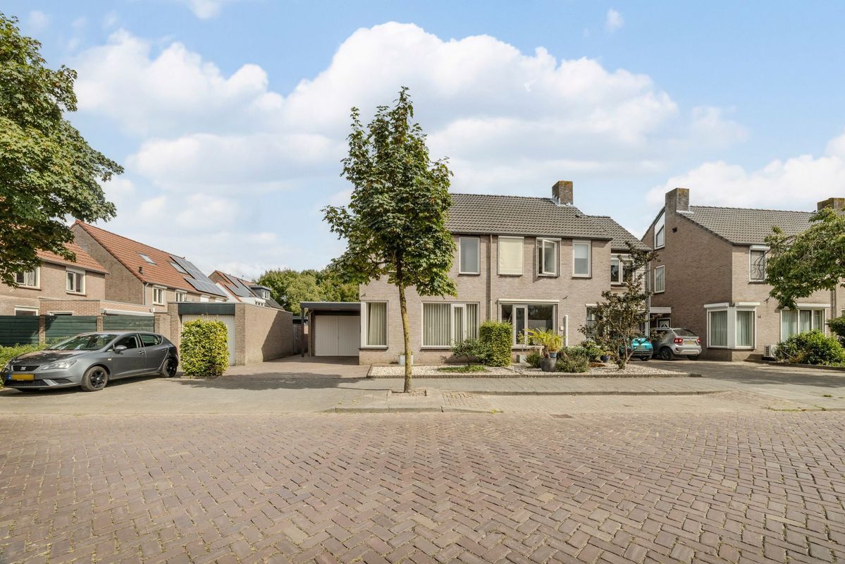 van Heinsbergstraat 18 Photo Blur 38