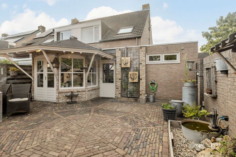 van Heinsbergstraat 18 Photo 1