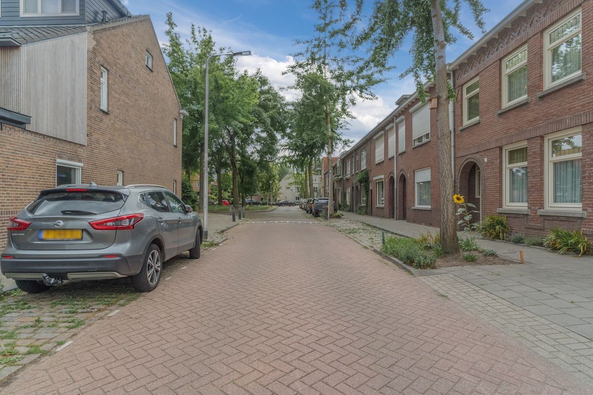 Violierstraat 17 Photo Blur 55