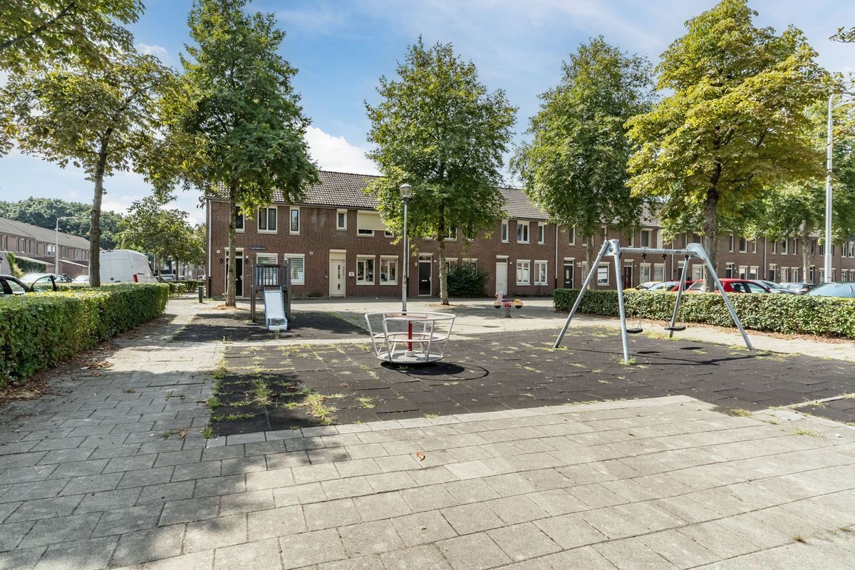 Bruinissestraat 50 Photo Blur 40