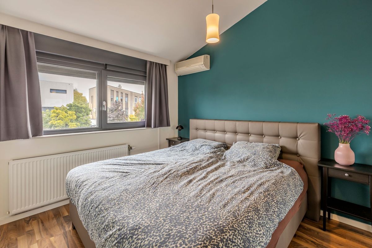 Johanna Naberstraat 16 Photo Blur 24