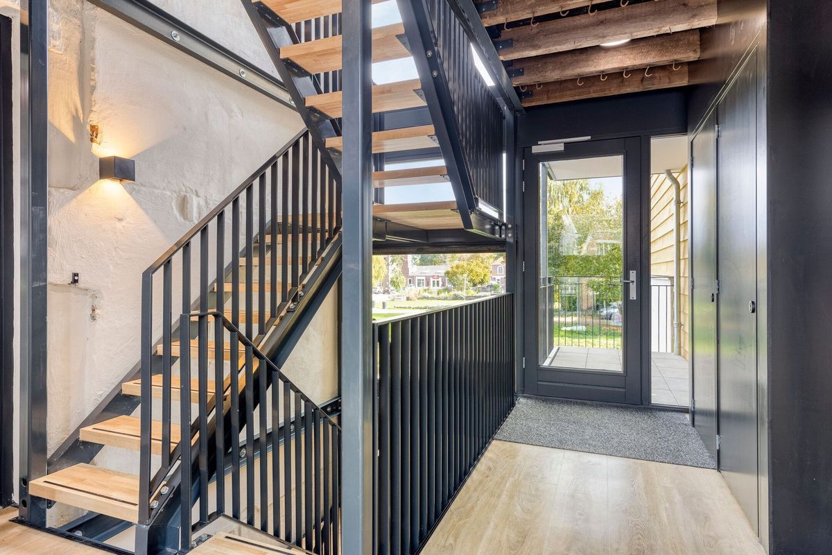 Loft (Bouwnr. A3) Photo Blur 17