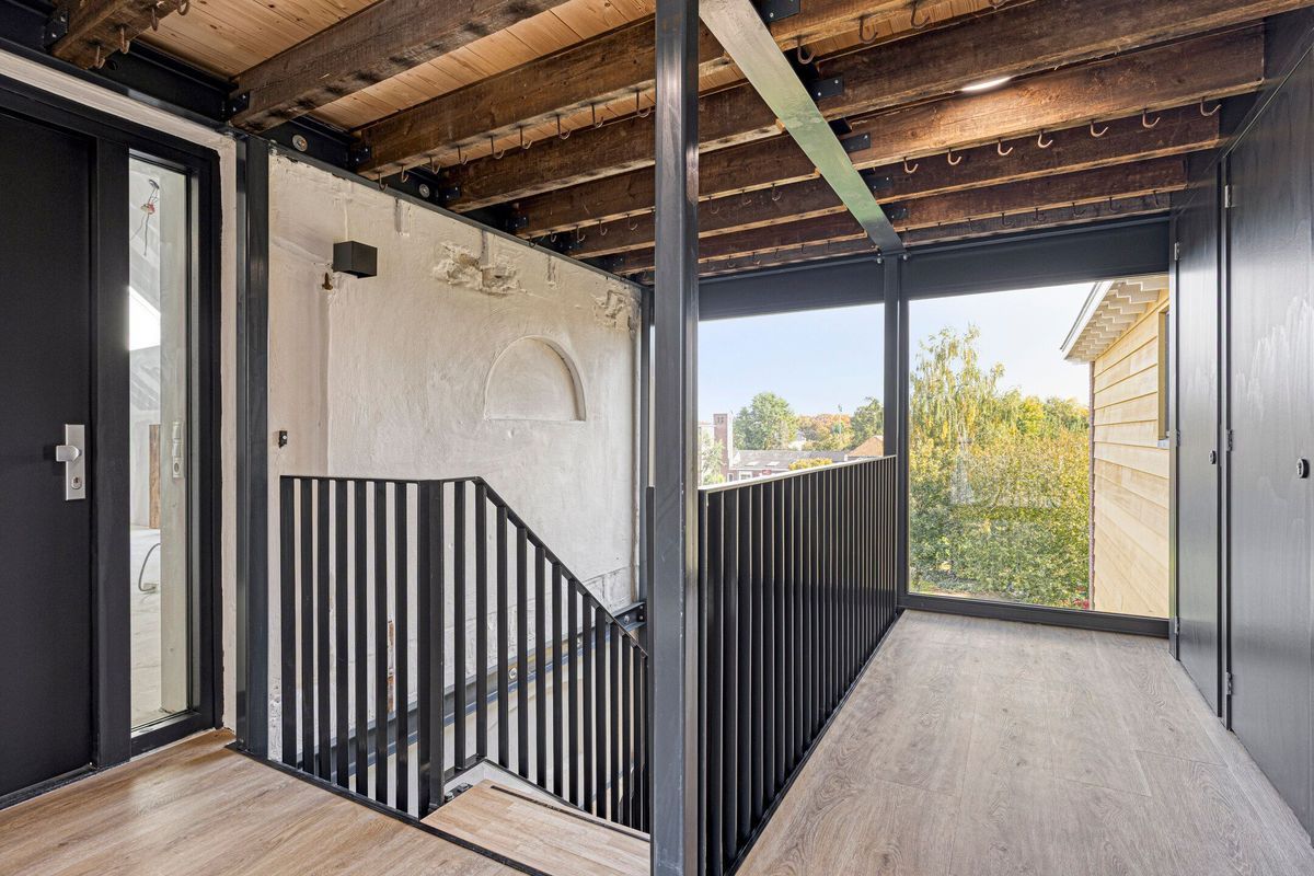 Loft (Bouwnr. A5) Photo Blur 23