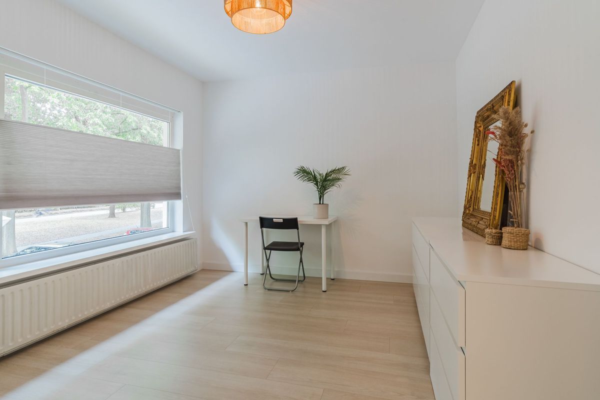 Jan van Galenstraat 23 Photo Blur 22