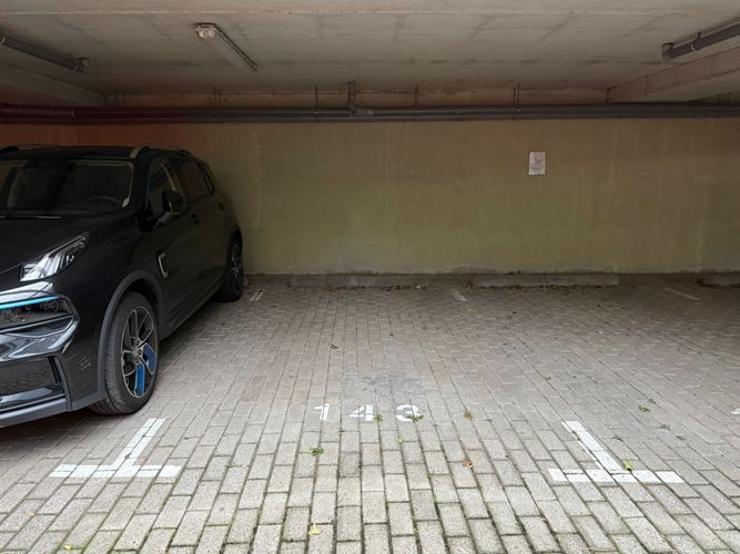 Irenestraat parkeerplaats 143 Photo 1