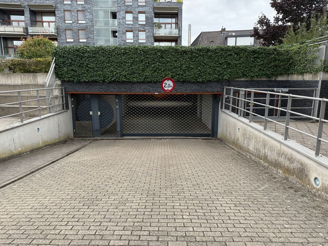 Irenestraat parkeerplaats 143 Photo Blur 0