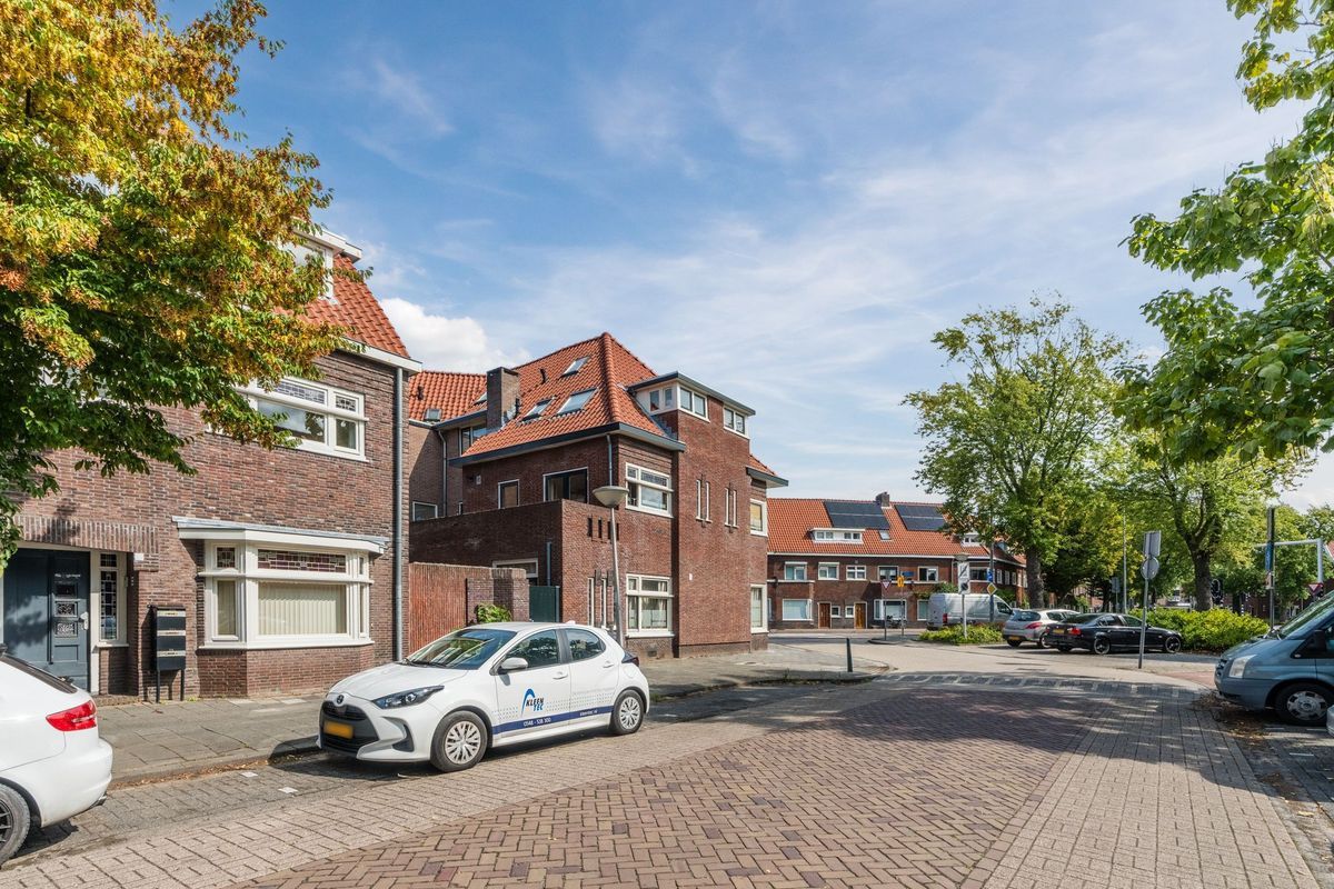 Willem de Zwijgerstraat 26 - A Photo Blur 3