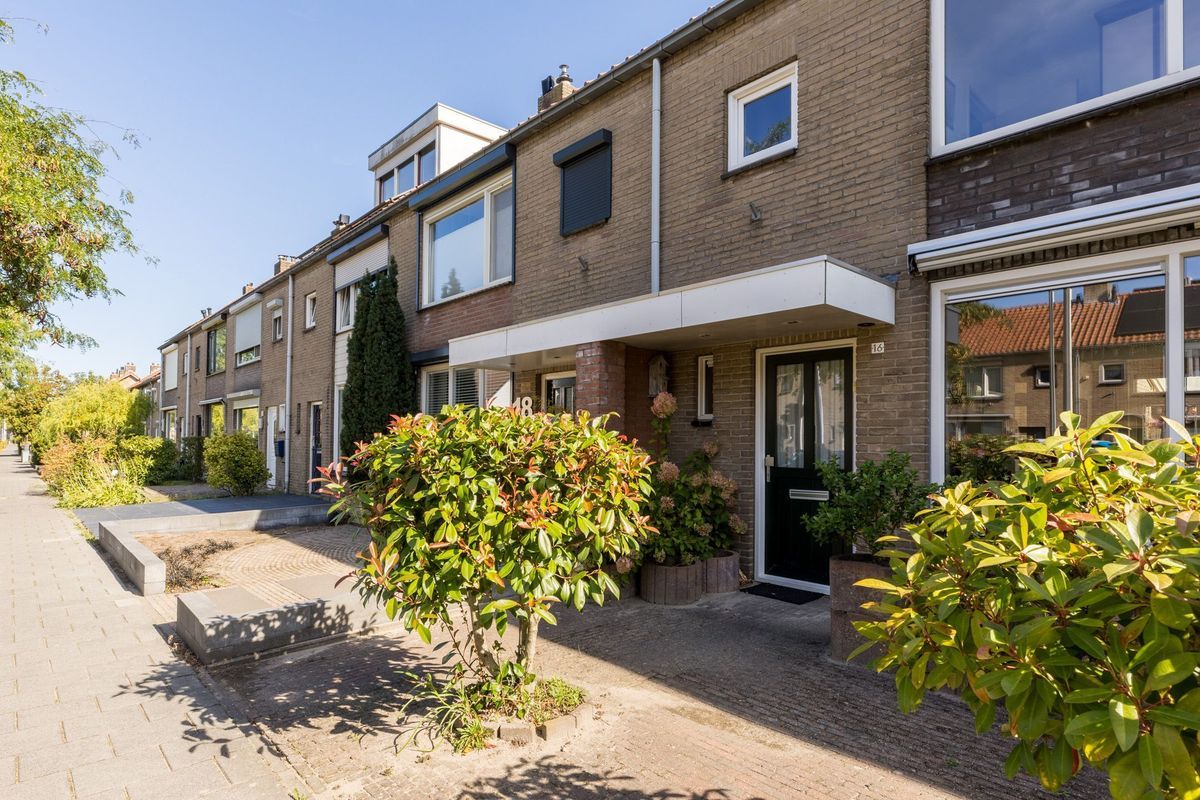 Schoutstraat 16 Photo Blur 27
