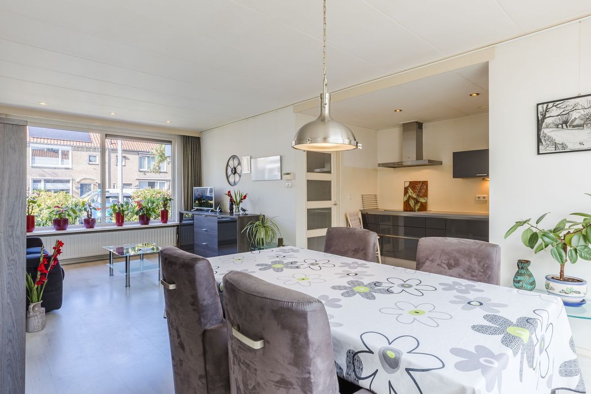 Schoutstraat 16 Photo Blur 9
