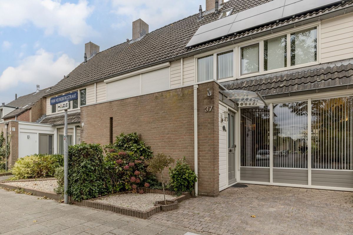 van Heinsbergstraat 37 Photo Blur 0