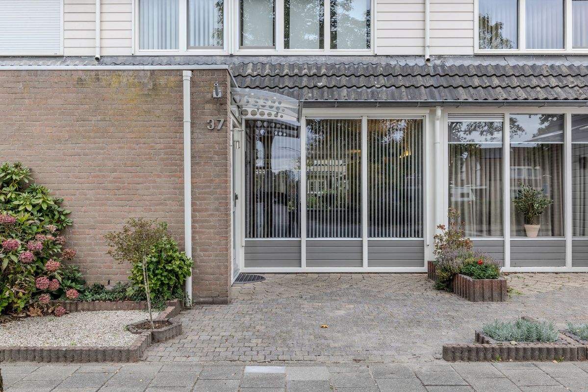 van Heinsbergstraat 37 Photo Blur 53