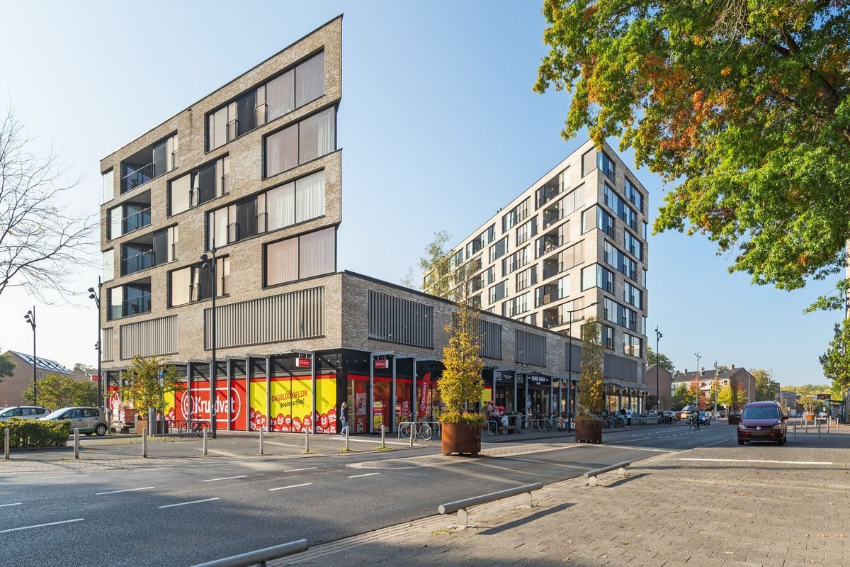 Mgr. Frenckenstraat 32 - B Photo Blur 40