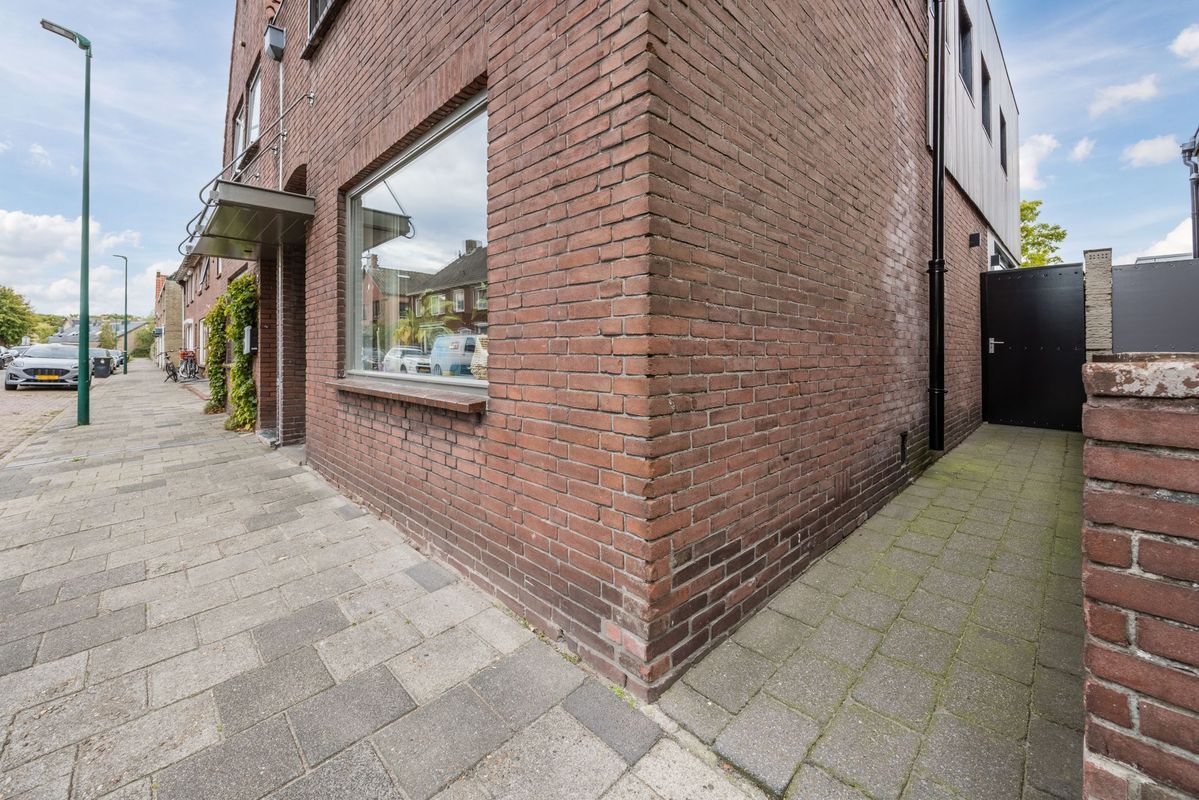 Emmastraat 35 Photo Blur 74