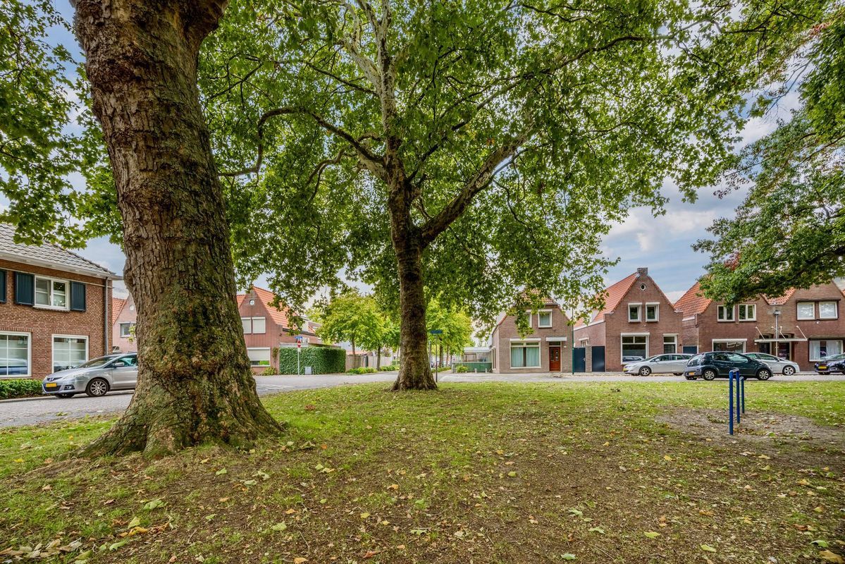Emmastraat 35 Photo Blur 71
