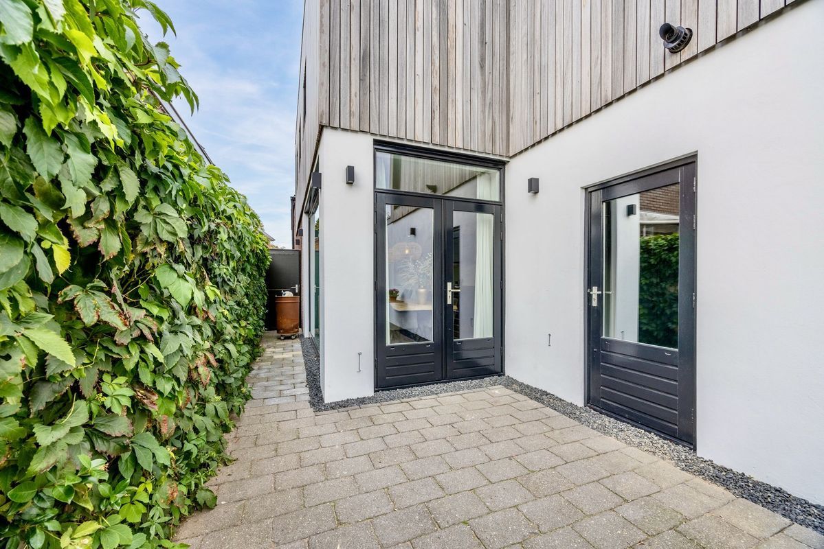 Emmastraat 35 Photo Blur 28