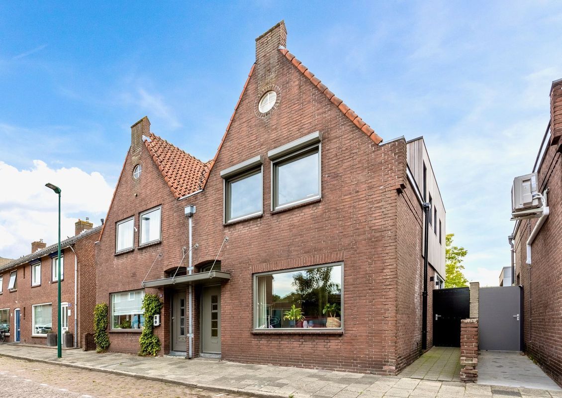 Emmastraat 35 Photo Blur 72
