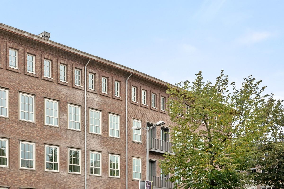 Oude Vest 6 - B5 Photo Blur 4