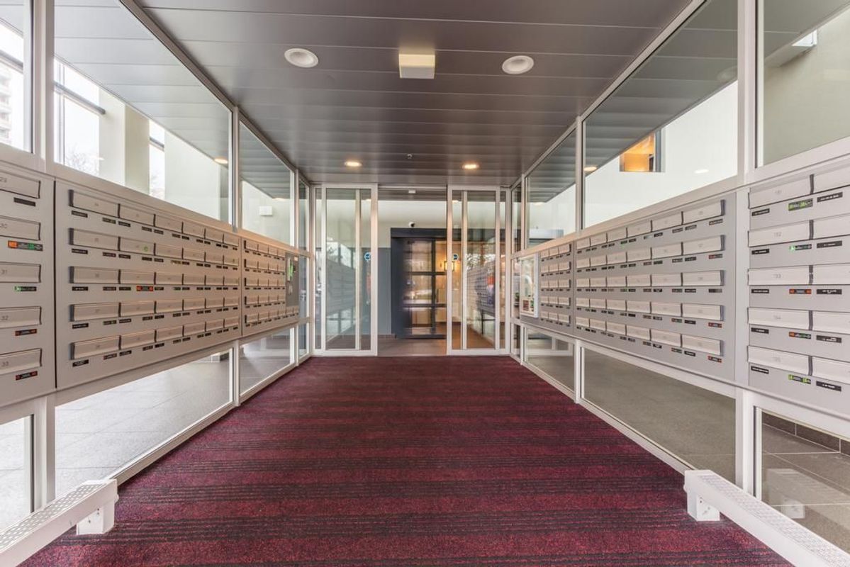 Westpoint 77 Photo Blur 37