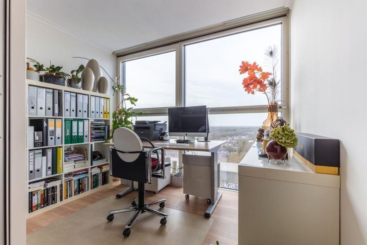 Westpoint 77 Photo Blur 12