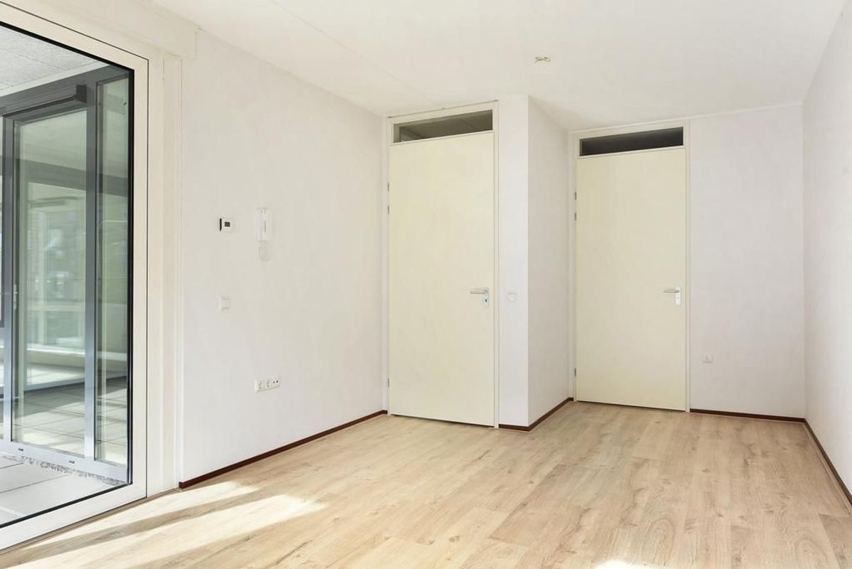 Piusplein 28 - 02 Photo Blur 10