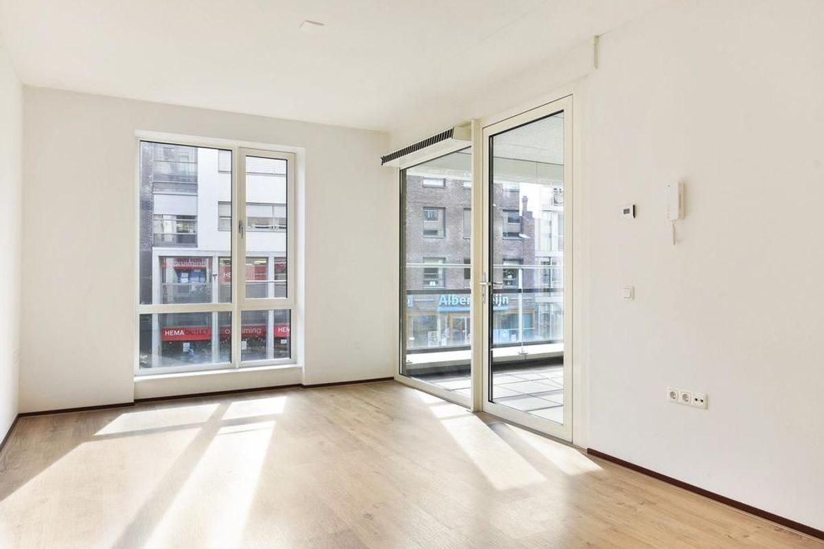 Piusplein 28 - 02 Photo Blur 9