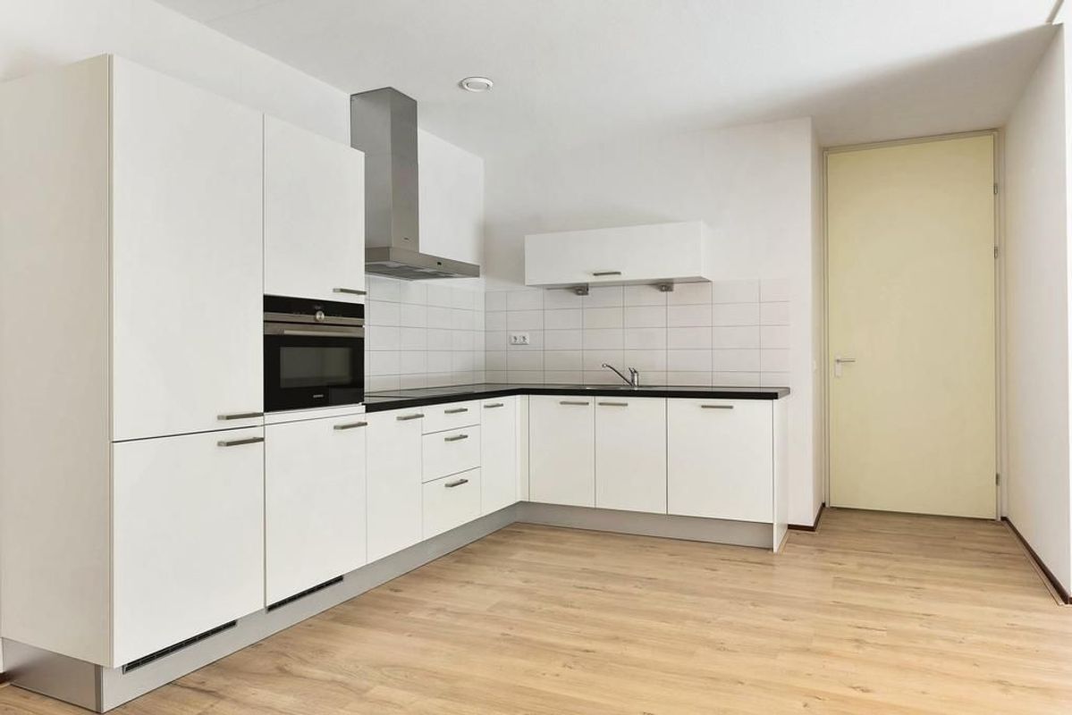 Piusplein 28 - 02 Photo Blur 4