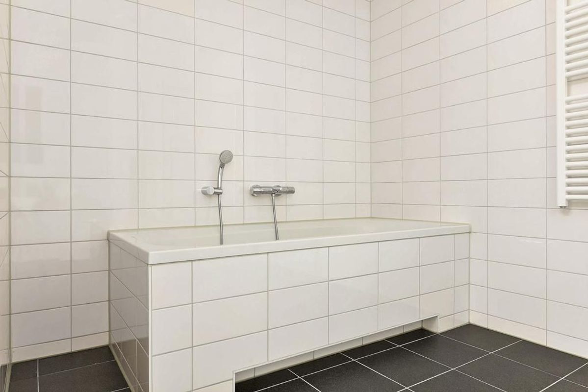 Piusplein 28 - 02 Photo Blur 14