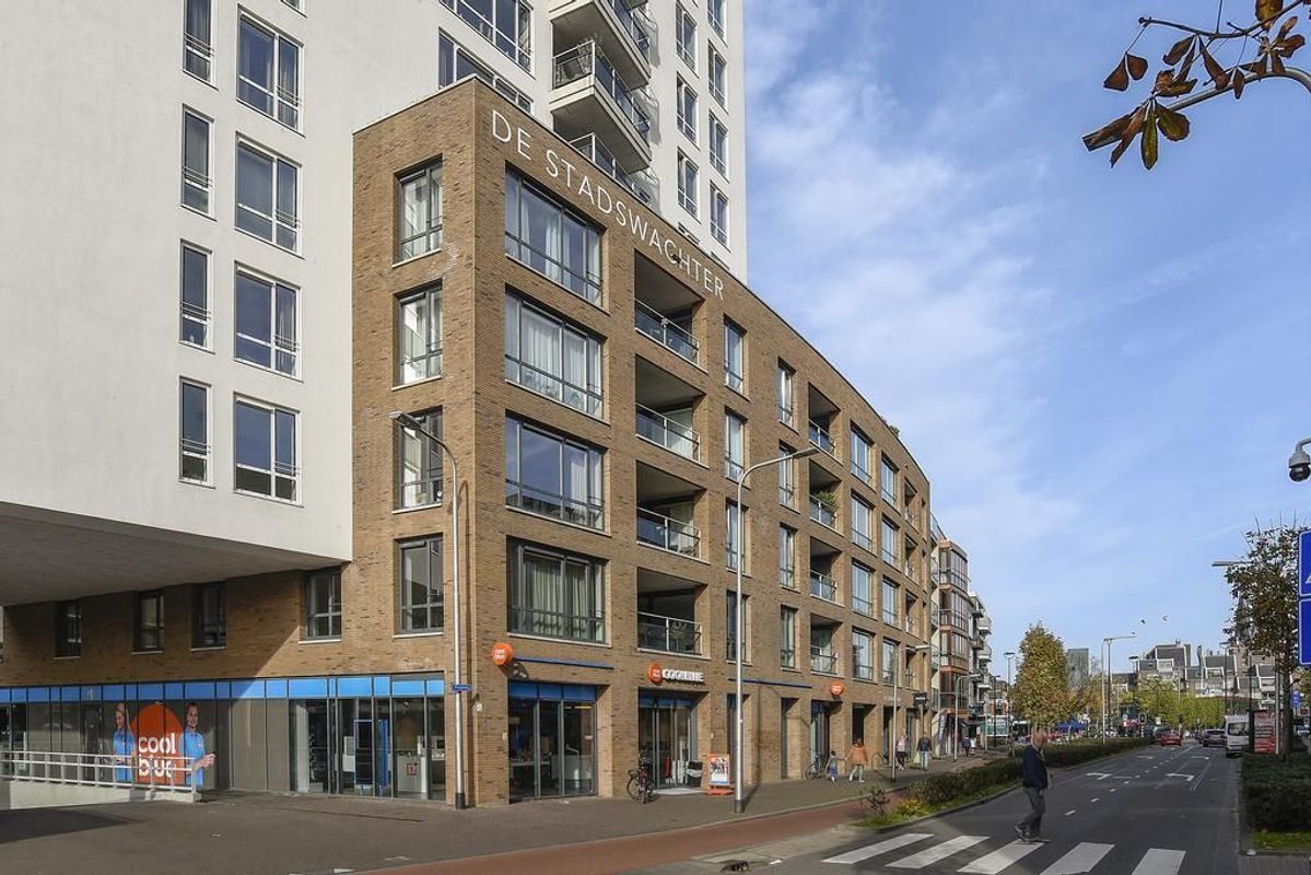 Piusplein 28 - 02 Photo Blur 19