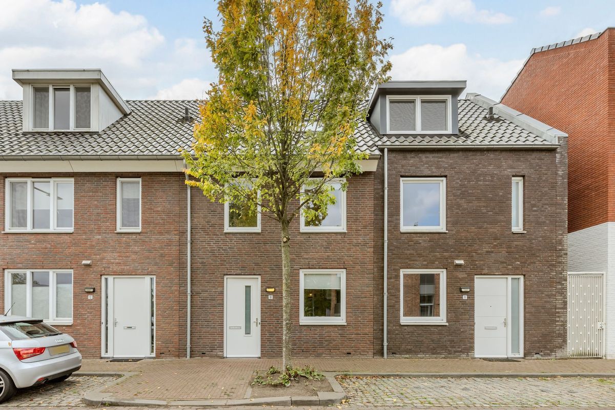 Vlielandstraat 10 Photo Blur 45