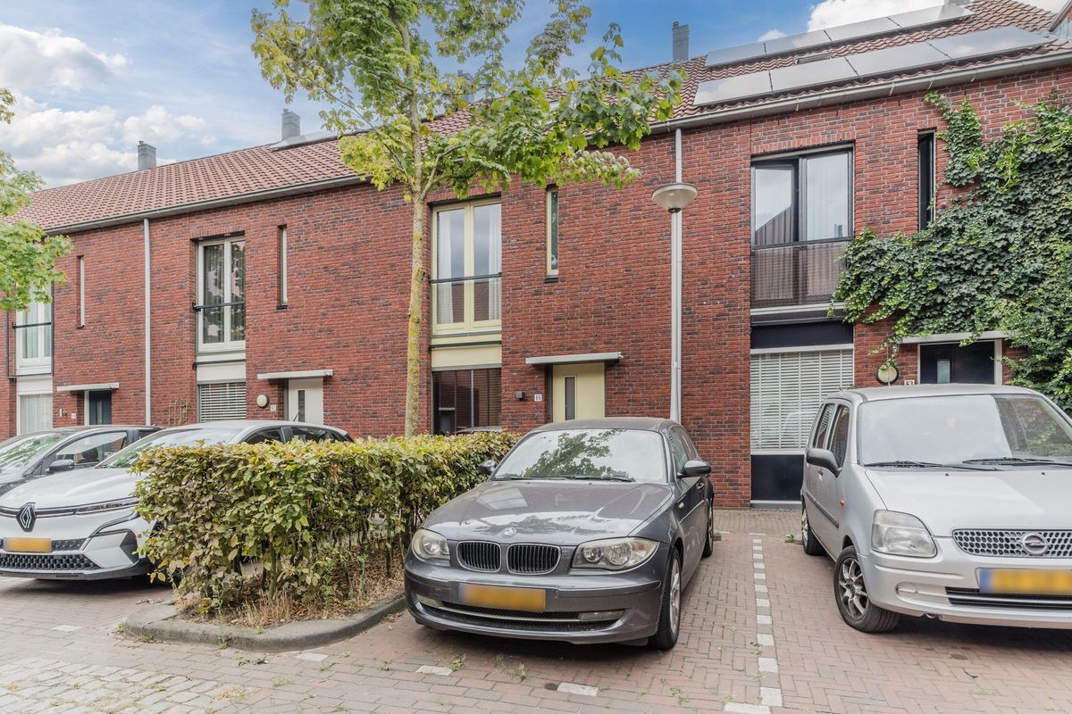 Sint Eustatiusstraat 65 Photo Blur 0