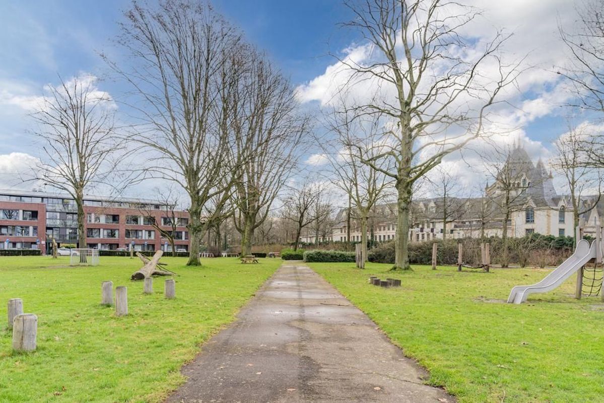 Doctor Schaepmanstraat 7 Photo Blur 39