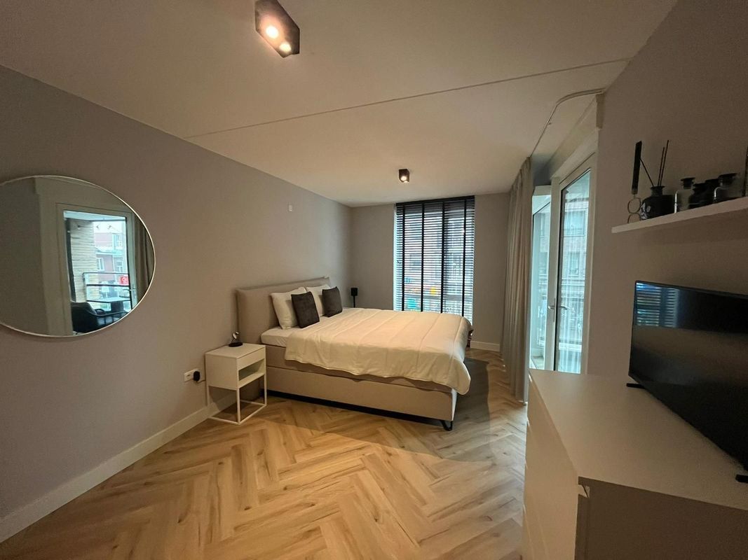 Piusplein 28 - 02 Photo Blur 4