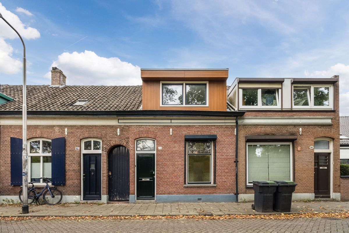 Zuid-Oosterstraat 15 Photo Blur 41