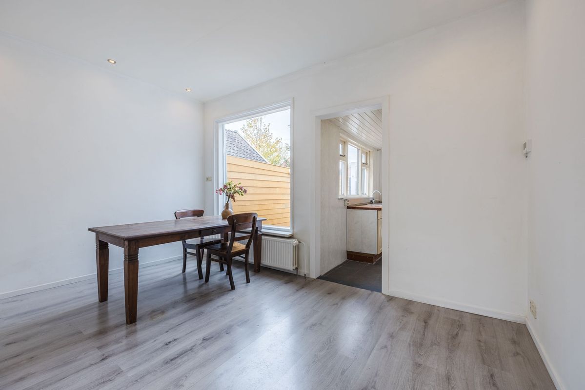 Zuid-Oosterstraat 15 Photo Blur 10