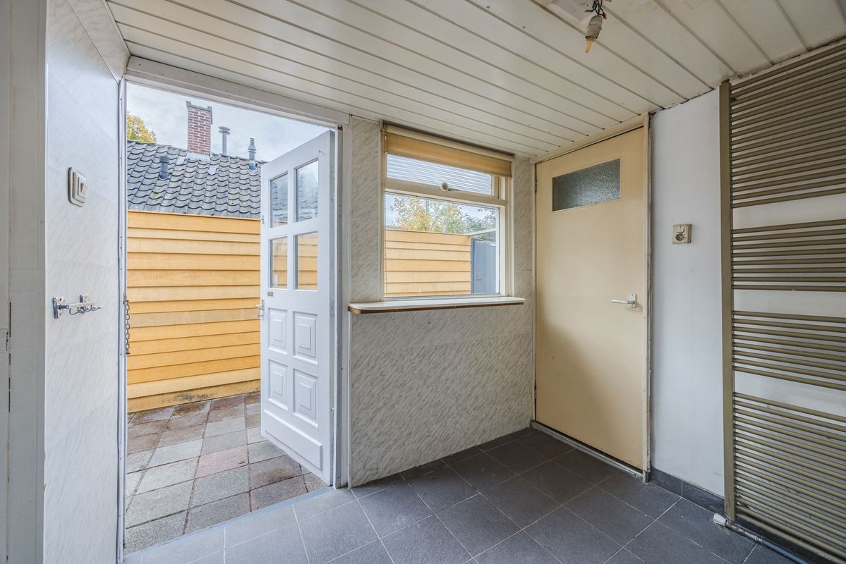 Zuid-Oosterstraat 15 Photo Blur 13