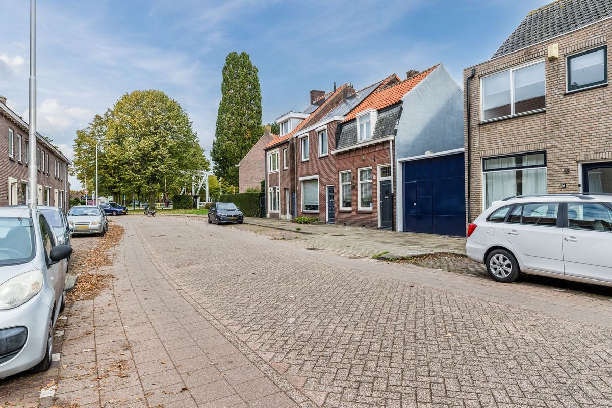 Melis Stokestraat 18 Photo Blur 33