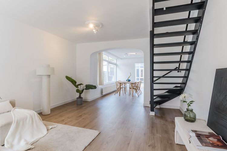 Melis Stokestraat 18 Photo 1