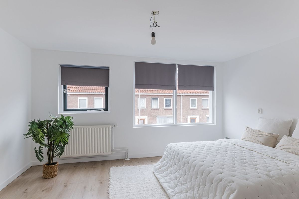 Melis Stokestraat 18 Photo Blur 9