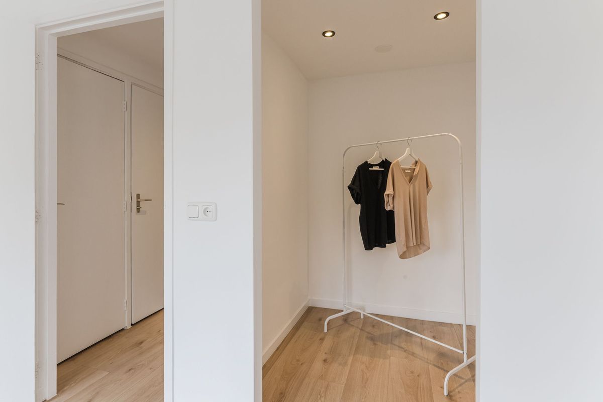 Melis Stokestraat 18 Photo Blur 17
