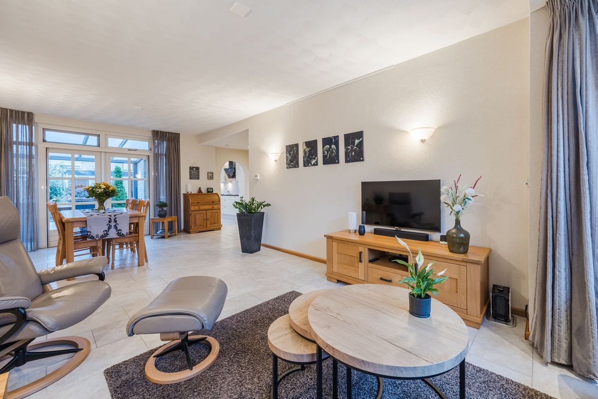 van Riebeeckstraat 29 Photo Blur 9