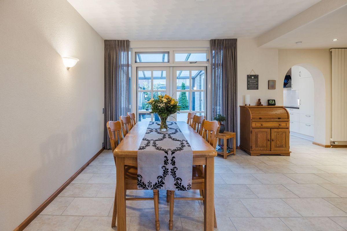 van Riebeeckstraat 29 Photo Blur 10